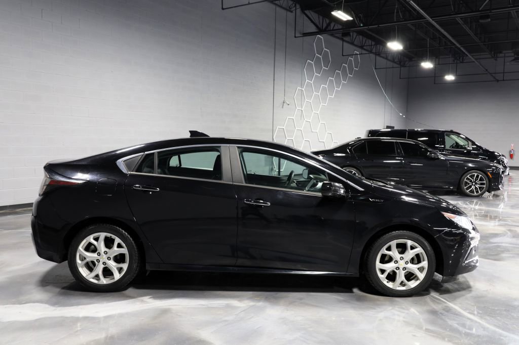 Used 2017 Chevrolet Volt Premier w/ Driver Confidence II Package image 8
