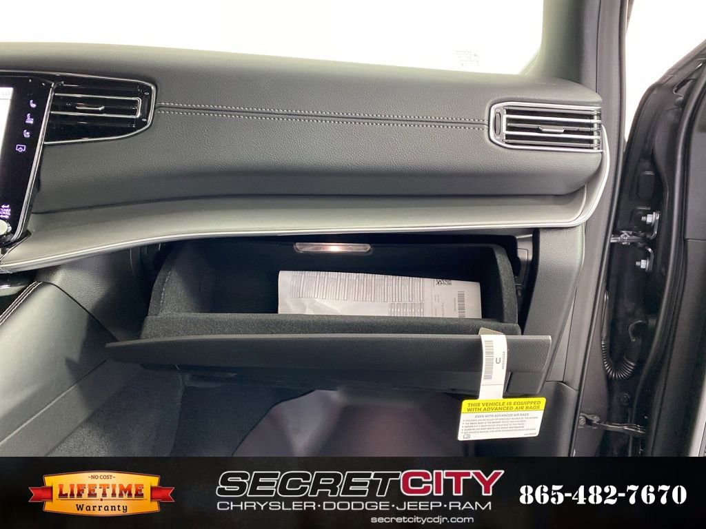 New 2026 Jeep Grand Wagoneer 4WD image 33