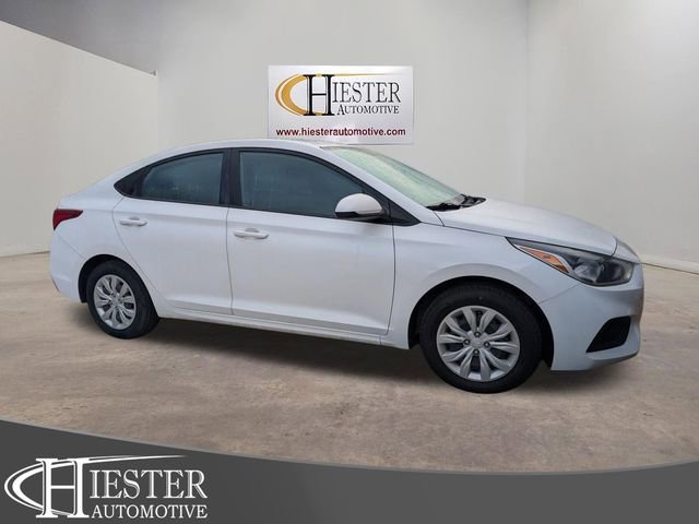 Used 2022 Hyundai Accent SE FWD image 1