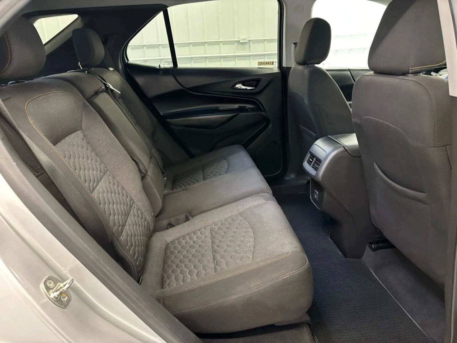 Used 2019 Chevrolet Equinox LT FWD image 15