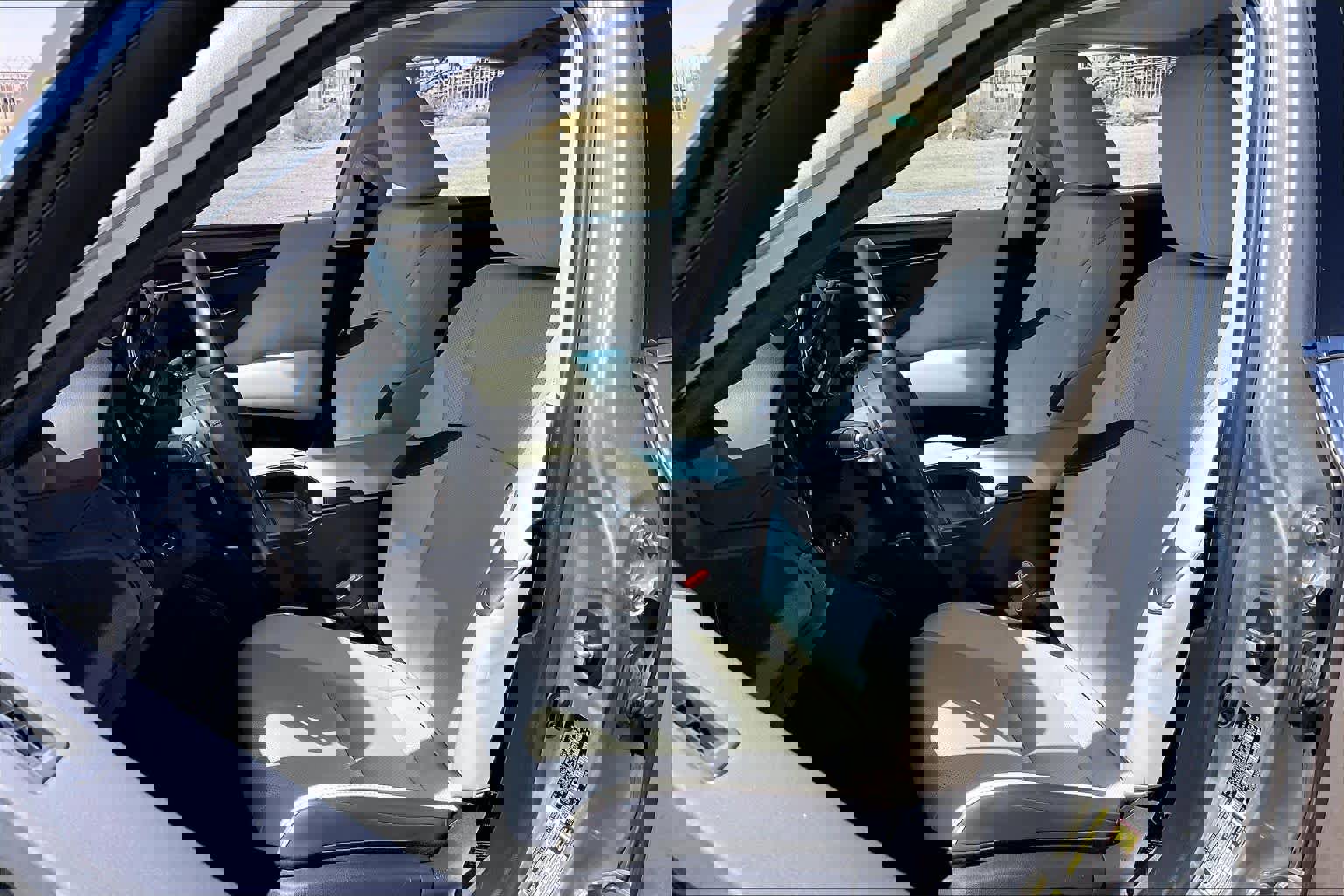 Used 2025 Lexus ES 300h w/ Premium Package image 8