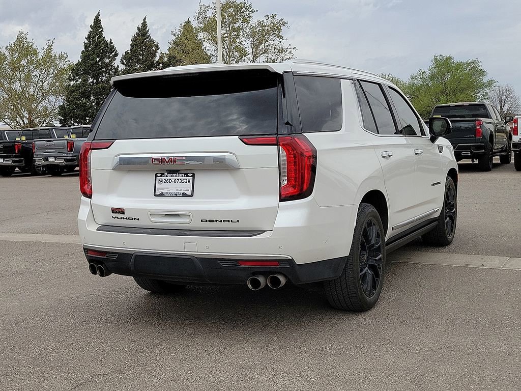 Used 2024 GMC Yukon Denali w/ Denali Reserve Package AWD/4WD image 10