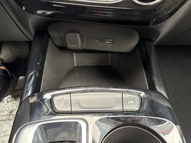 Used 2025 Chevrolet Trax ACTIV image 19