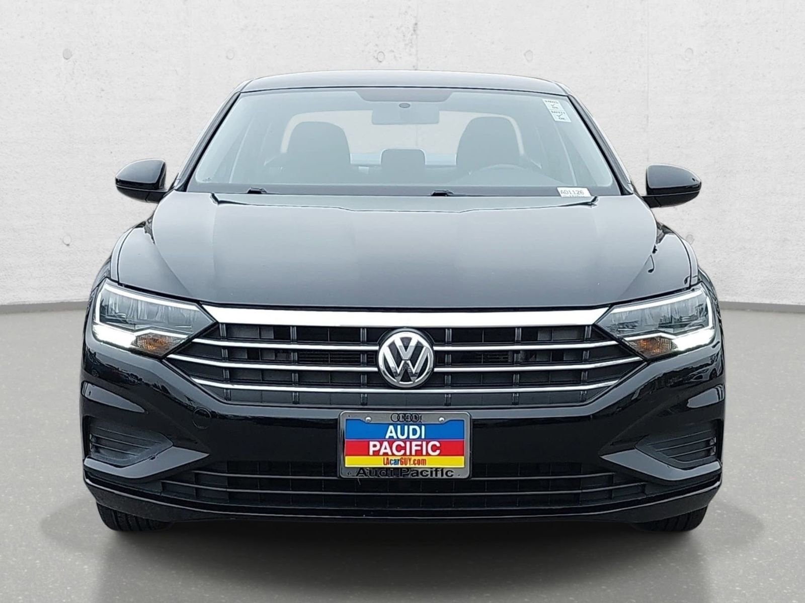 Used 2019 Volkswagen Jetta S FWD image 2