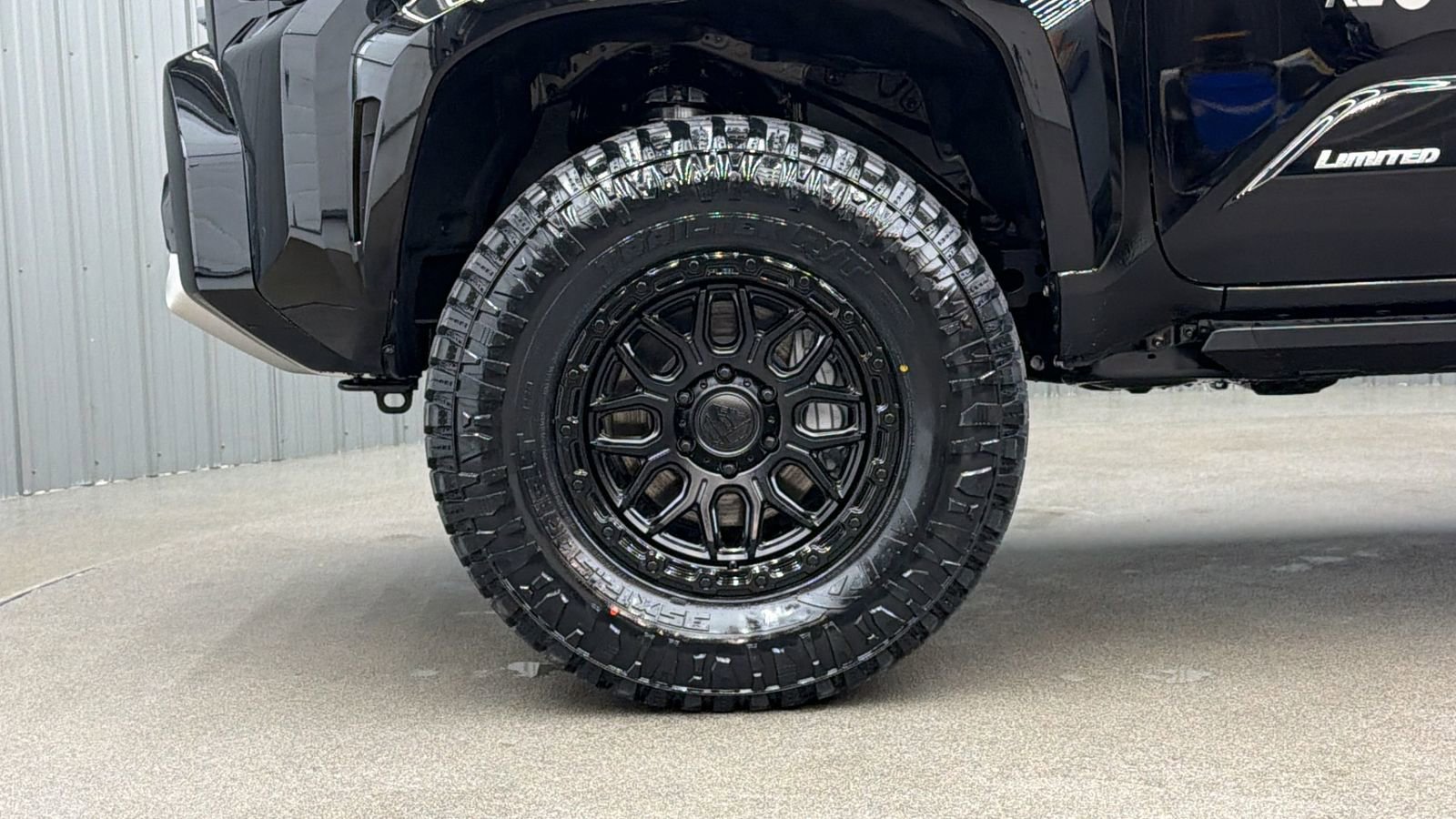 Used 2026 Toyota 4Runner Limited w/ Tow Technology Package AWD/4WD image 10