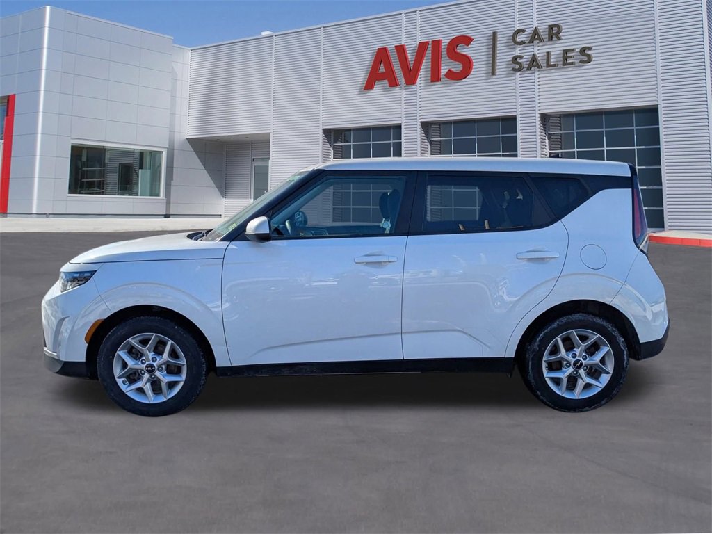 Used 2024 Kia Soul LX w/ Option Group 015 image 2