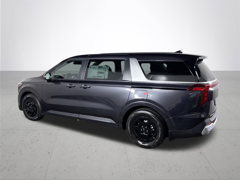 New 2026 Kia Carnival FWD image 8