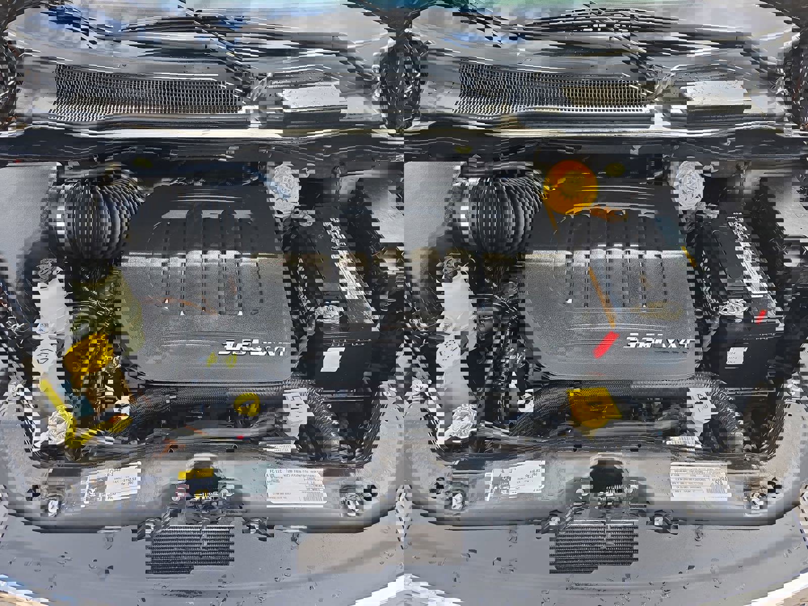 Used 2016 Chrysler Town & Country Limited Platinum image 33