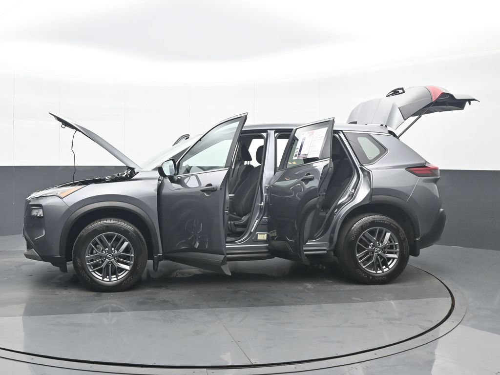 Used 2023 Nissan Rogue S AWD/4WD image 37