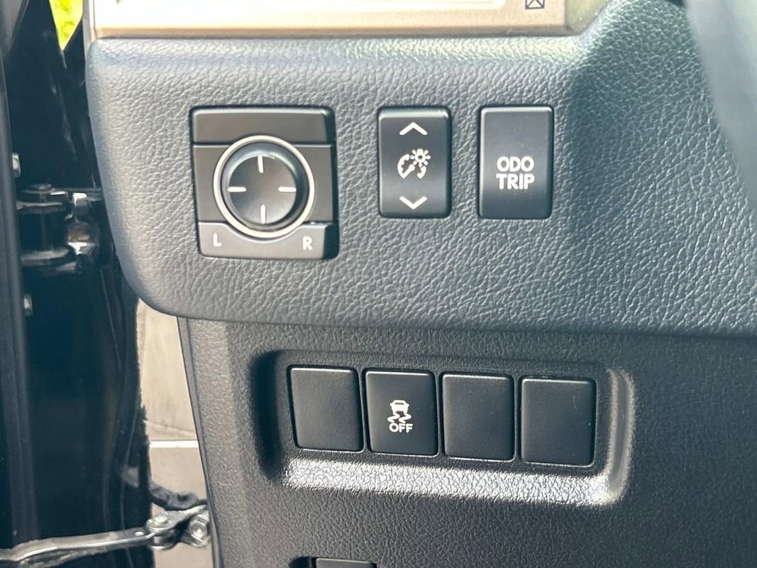 Used 2014 Lexus GX 460 image 20