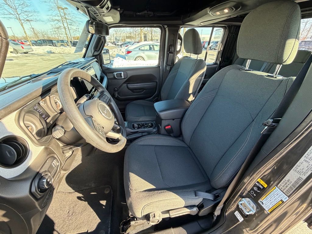 Certified 2024 Jeep Gladiator Sport image 23