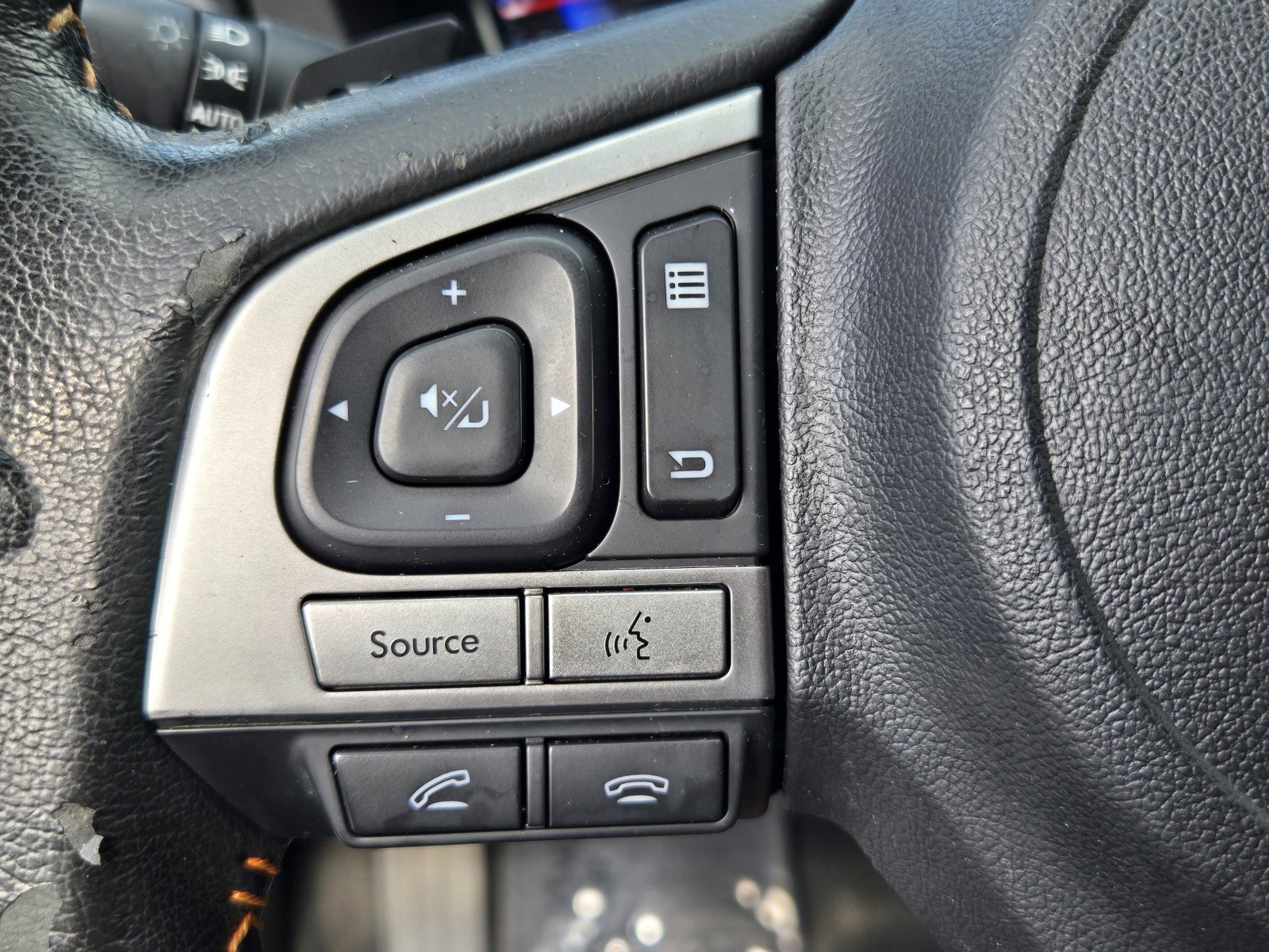 Used 2016 Subaru Crosstrek Touring AWD/4WD image 22