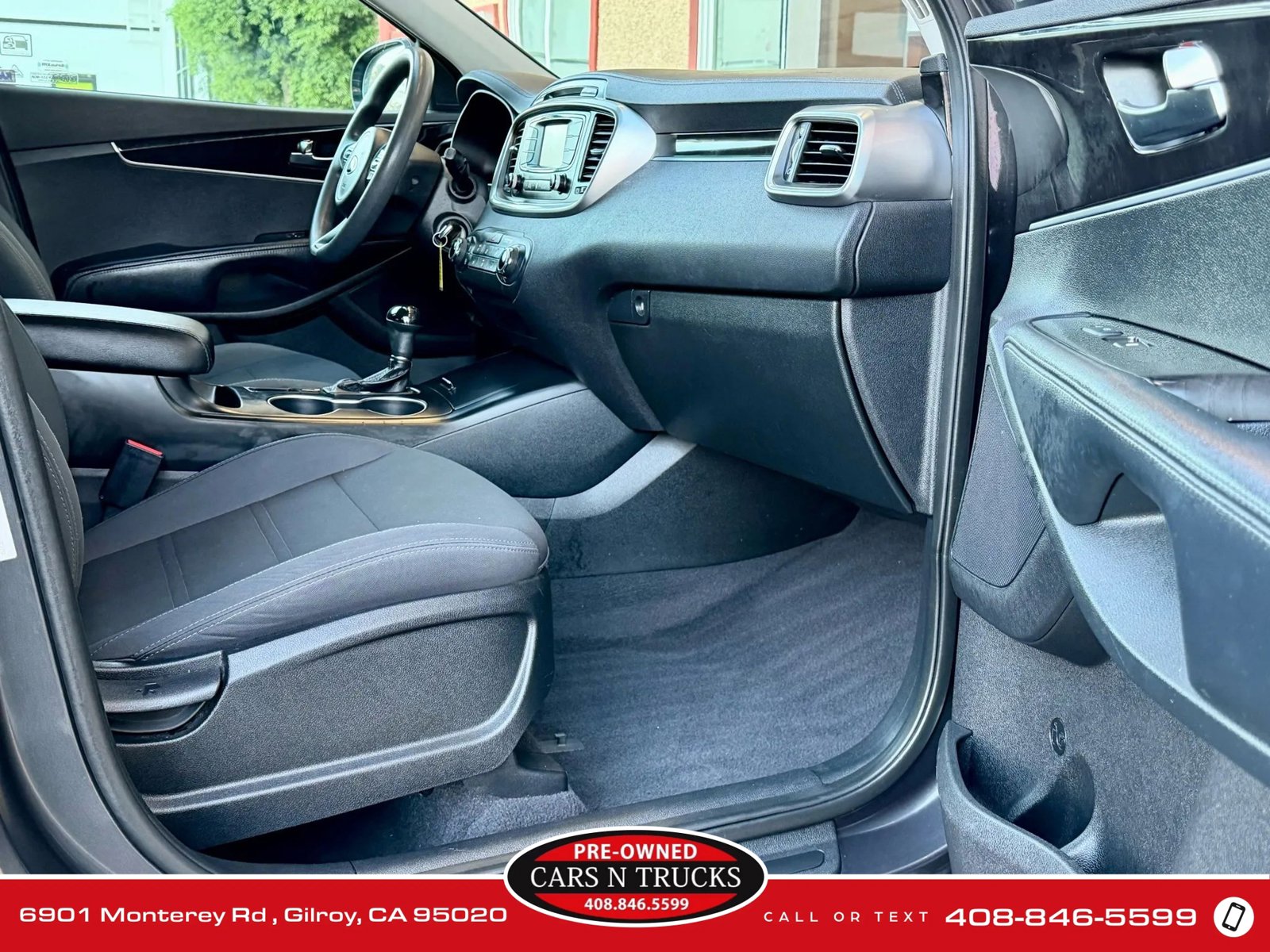 Used 2016 Kia Sorento LX image 12