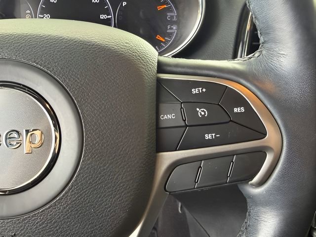 Used 2022 Jeep Grand Cherokee Laredo X RWD image 20