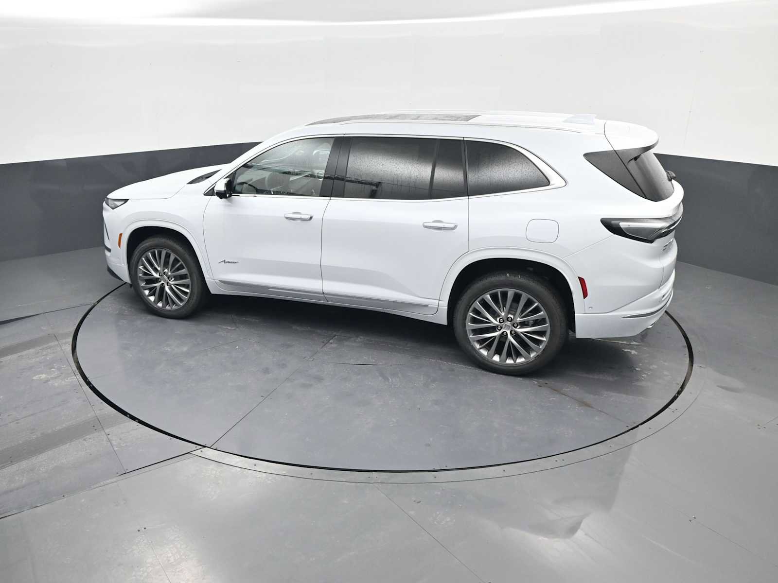 New 2026 Buick Enclave Avenir w/ Super Cruise Package image 13