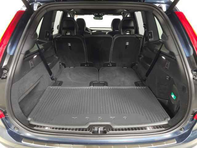 Certified 2024 Volvo XC90 T8 Ultimate w/ Protection Package Premier image 12