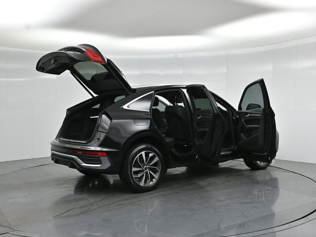 Used 2021 Audi Q5 2.0T Premium Plus w/ Premium Plus Package AWD/4WD image 6