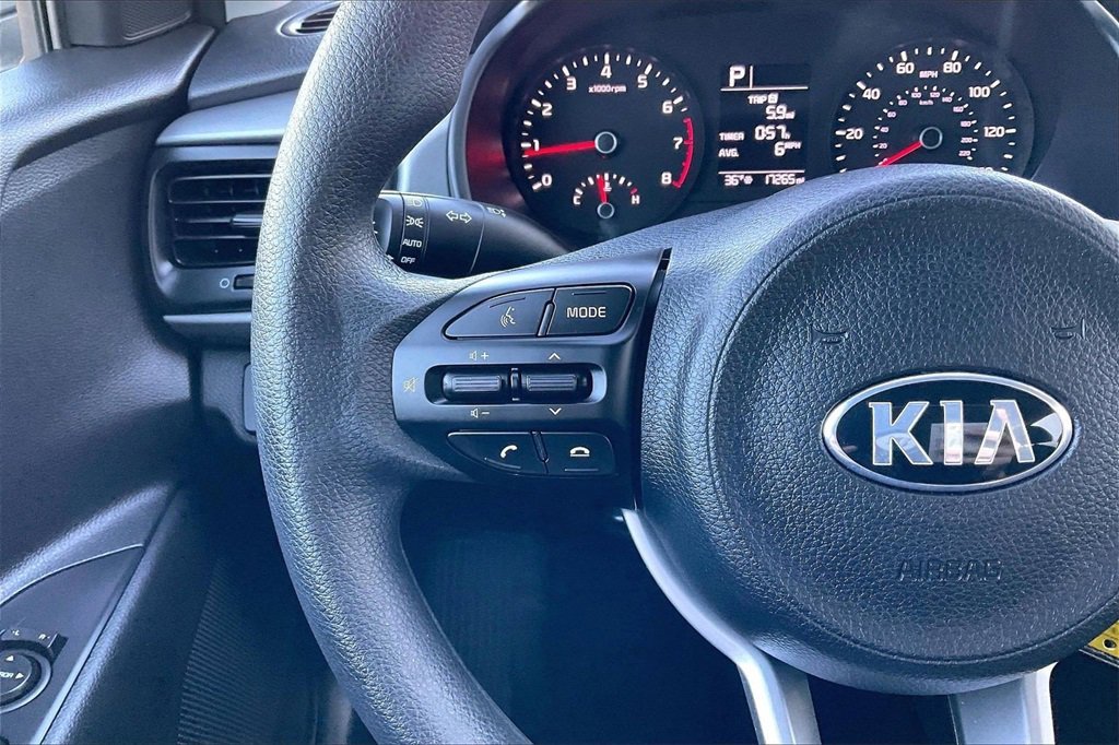 Certified 2021 Kia Rio S image 18
