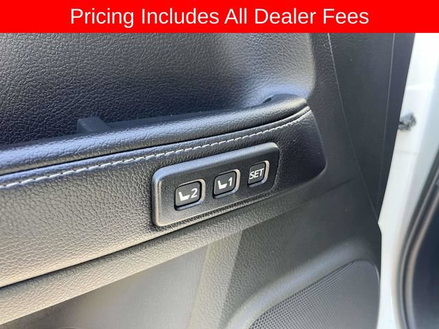 Used 2017 Toyota 4Runner Limited AWD/4WD image 19