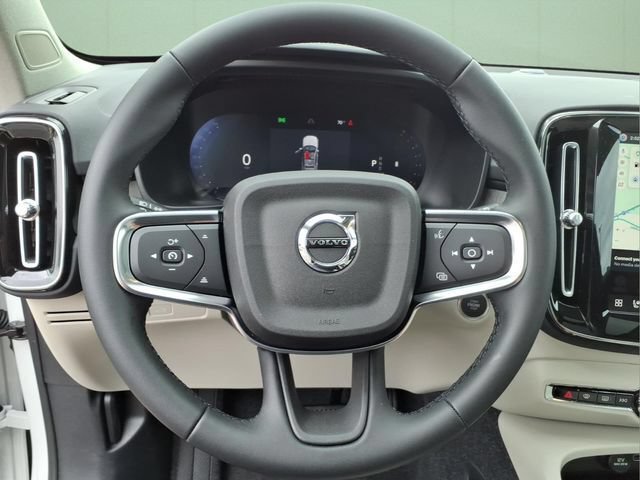 New 2026 Volvo XC40 B5 Plus w/ Protection Package Premier AWD/4WD image 17
