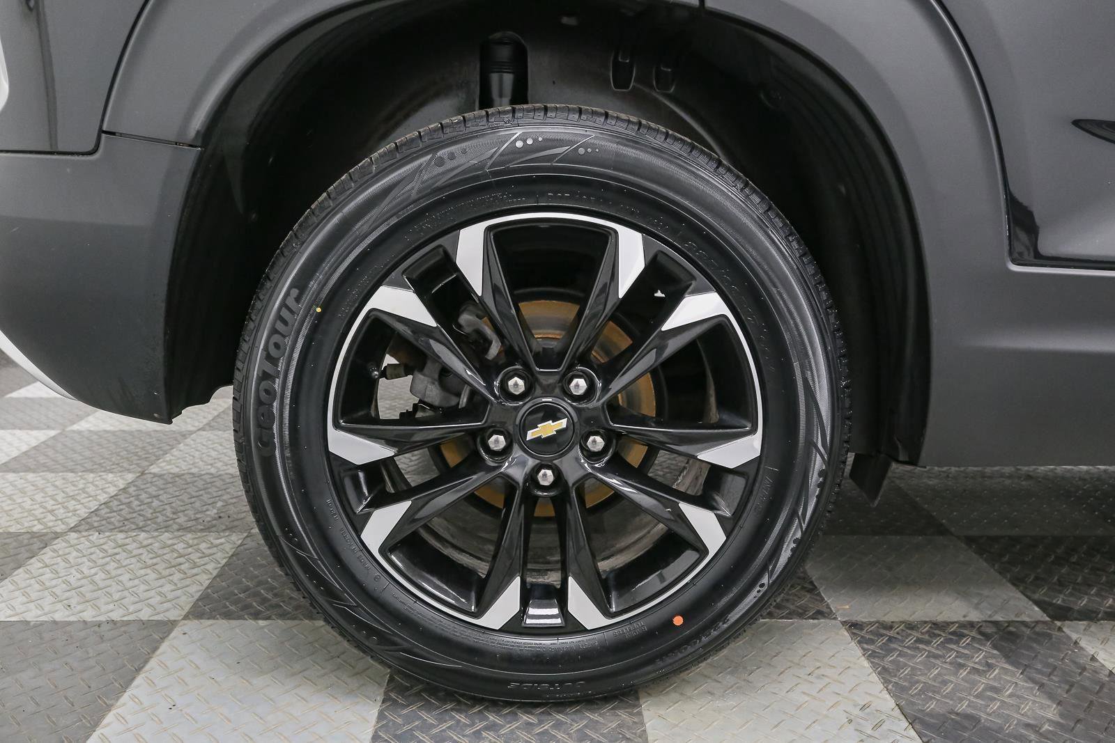 Used 2021 Chevrolet TrailBlazer LT w/ Convenience Package image 17