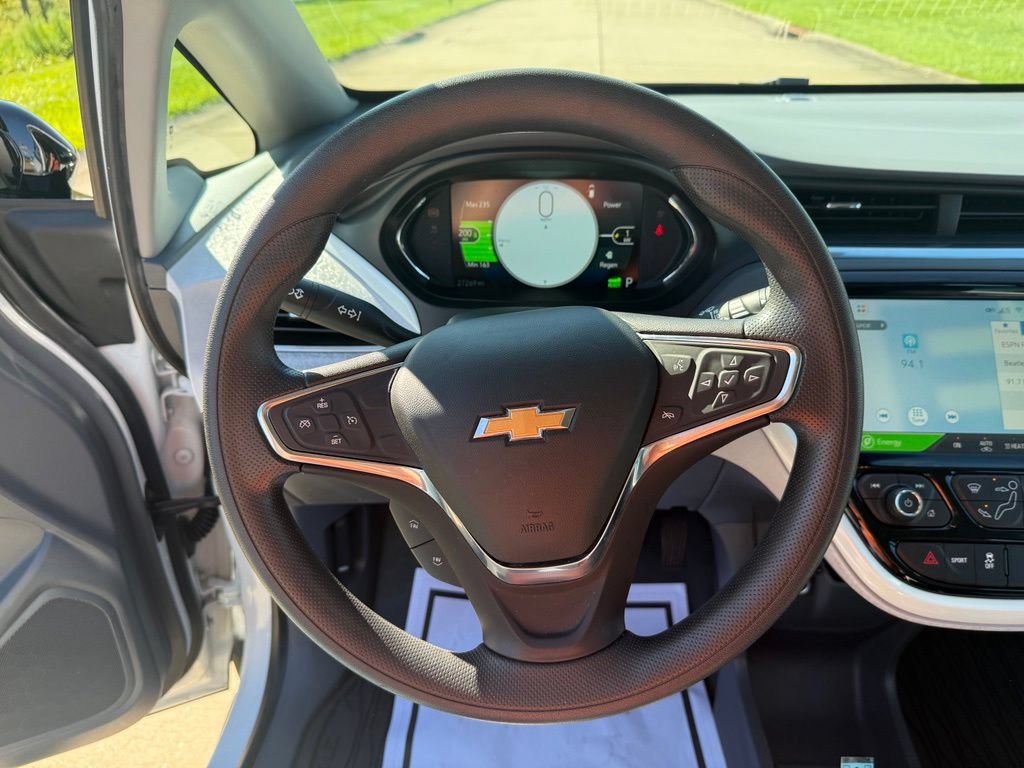 Used 2021 Chevrolet Bolt LT FWD image 28