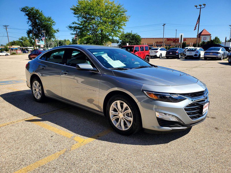 Used 2024 Chevrolet Malibu LT FWD image 3