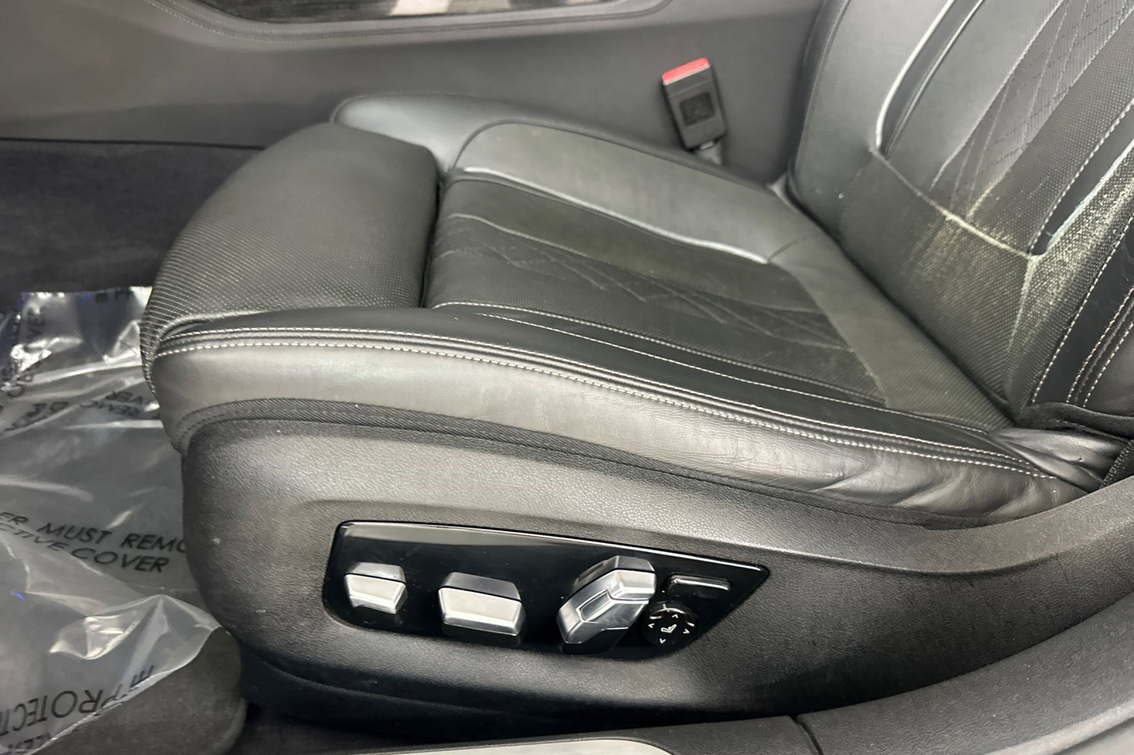 Used 2022 BMW 750i xDrive w/ Executive Package image 14