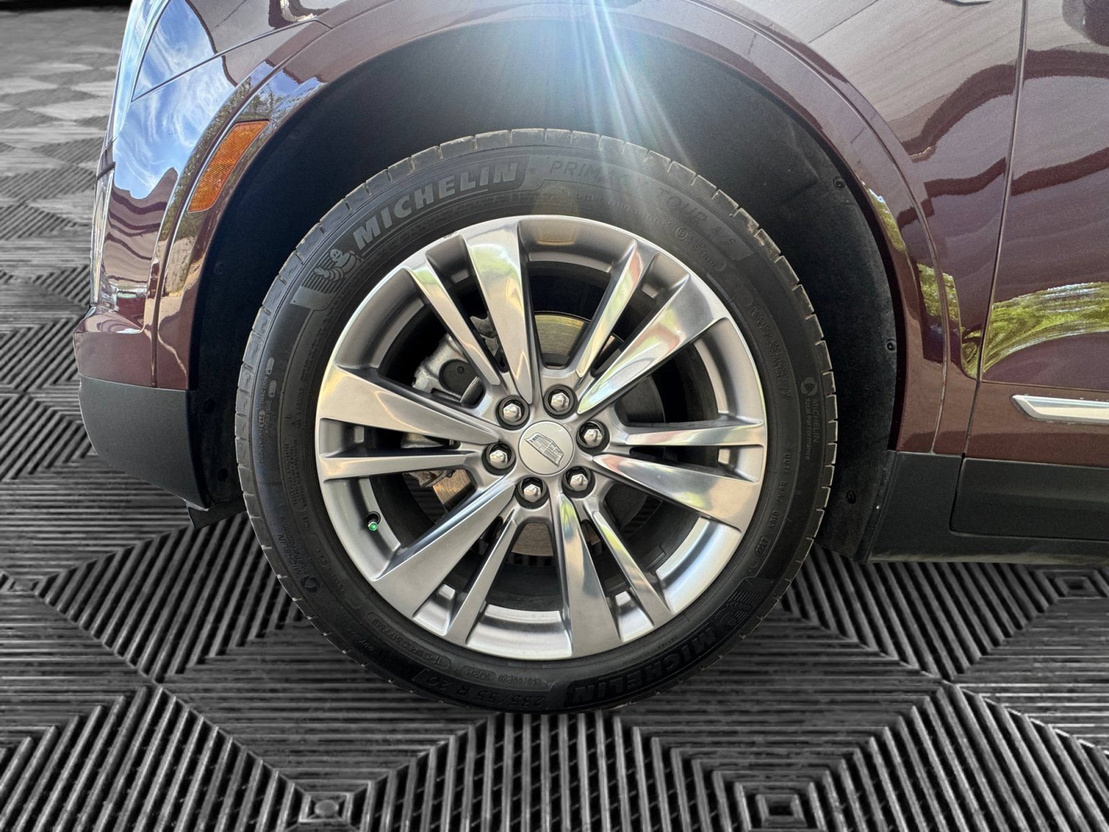 Used 2023 Cadillac XT5 Premium Luxury FWD image 9