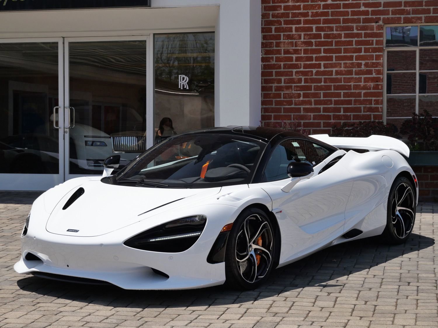 Used 2024 McLaren 750S RWD image 22