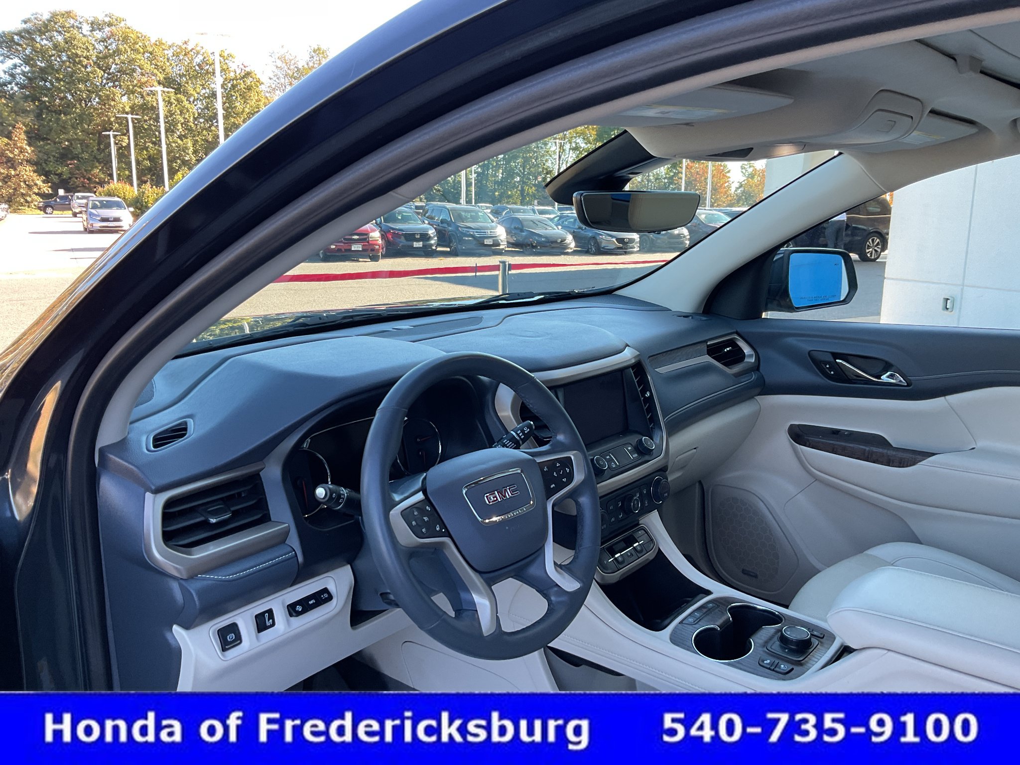 Used 2023 GMC Acadia Denali w/ Denali Ultimate Package FWD image 35