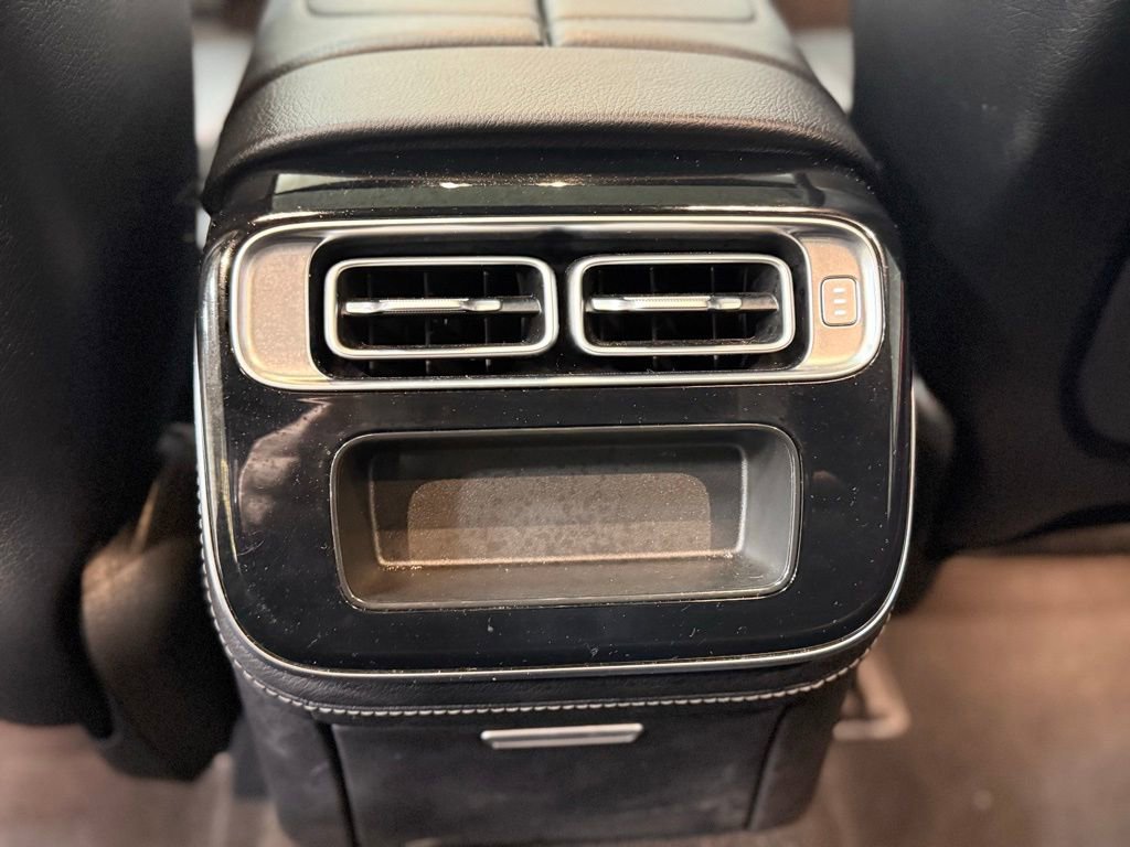 Used 2022 Mercedes-Benz S 500 4MATIC w/ AMG Line Package image 38