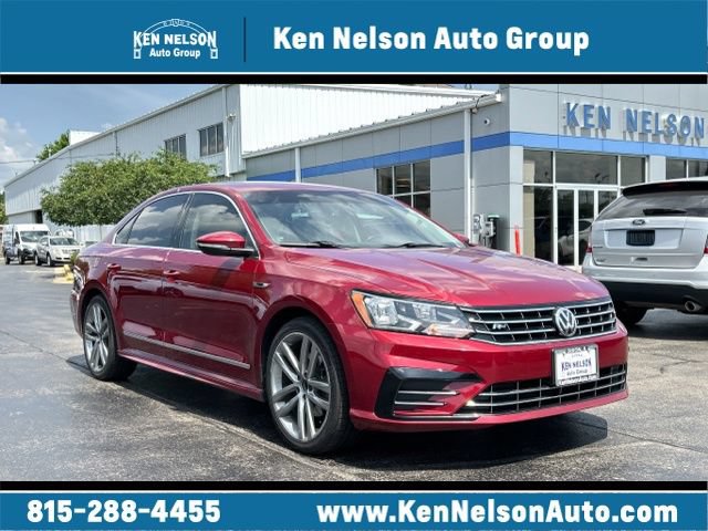 Used 2017 Volkswagen Passat 1.8T R-Line FWD image 1