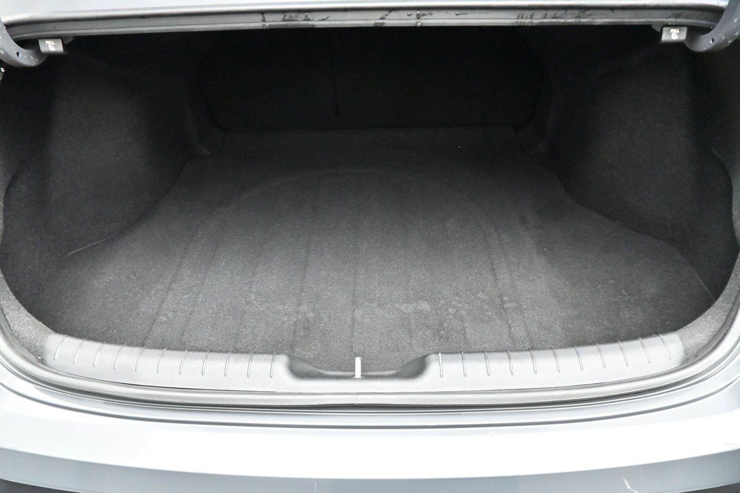 Used 2024 Hyundai Elantra SEL w/ Convenience Package FWD image 9