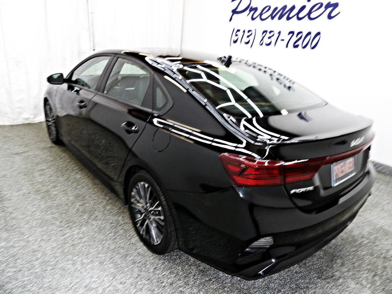 Used 2022 Kia Forte GT-Line w/ GT-Line Premium Package image 4