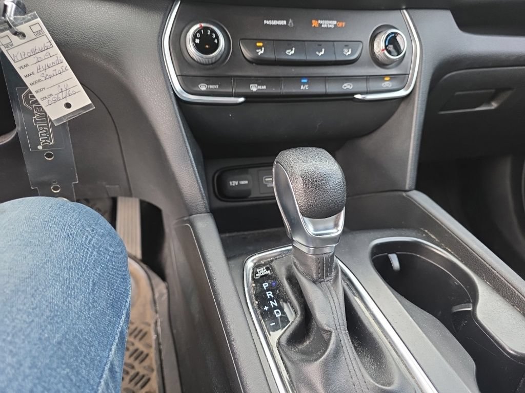 Used 2019 Hyundai Santa Fe SE AWD/4WD image 18