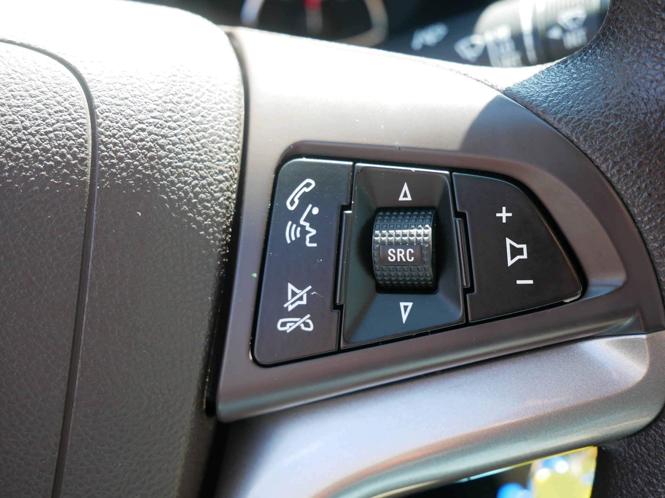 Used 2015 Chevrolet Malibu LT w/ Power Convenience Package FWD image 28