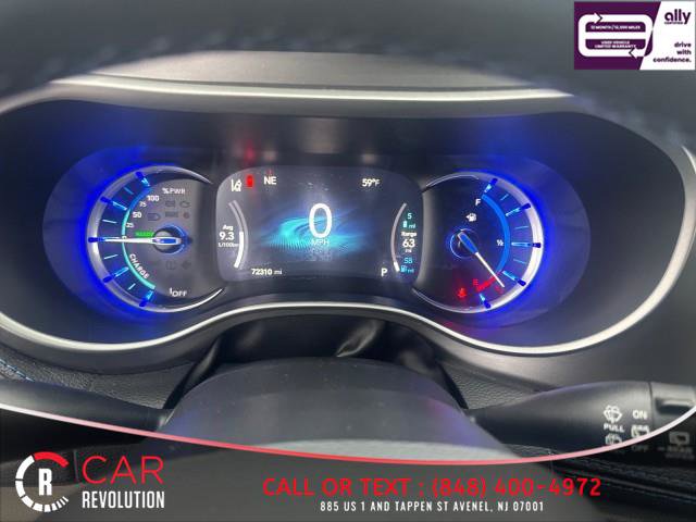 Used 2021 Chrysler Pacifica Touring-L image 18