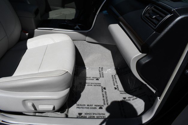 Used 2015 Toyota Camry XLE image 26