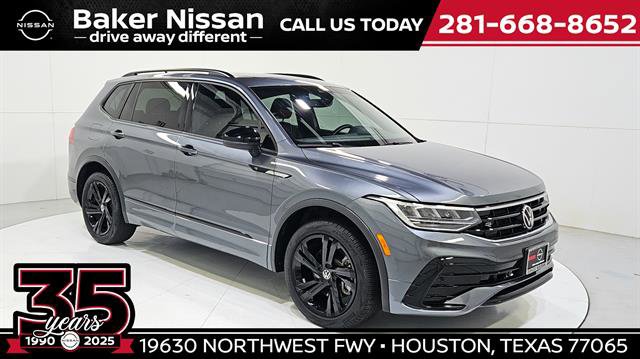 Used 2023 Volkswagen Tiguan SE R-Line FWD image 1