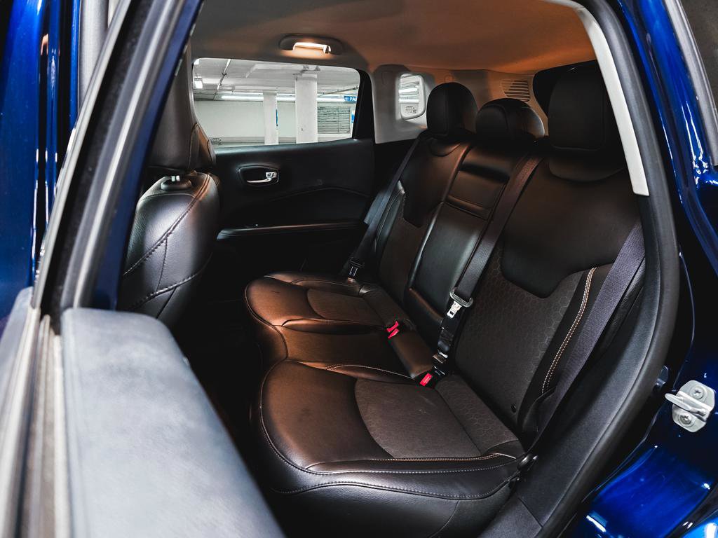 Used 2019 Jeep Compass Latitude w/ Cold Weather Group AWD/4WD image 22