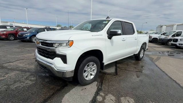 Used 2023 Chevrolet Silverado 1500 LT w/ Work Truck Package AWD/4WD image 4