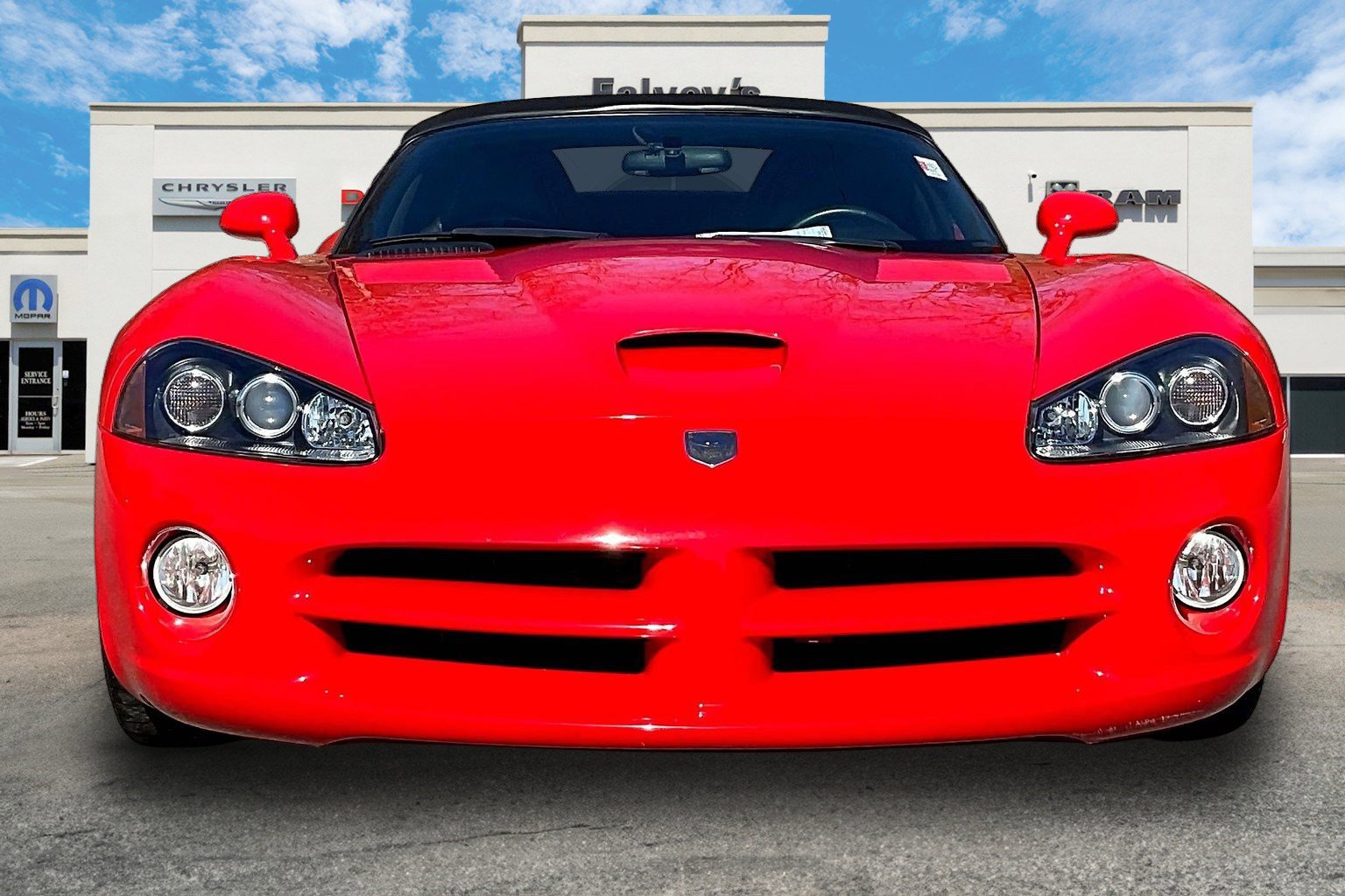 Used 2003 Dodge Viper SRT-10 image 3