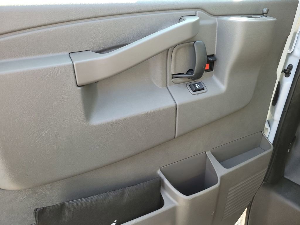 New 2025 Chevrolet Express 2500 w/ Driver Convenience Package image 19