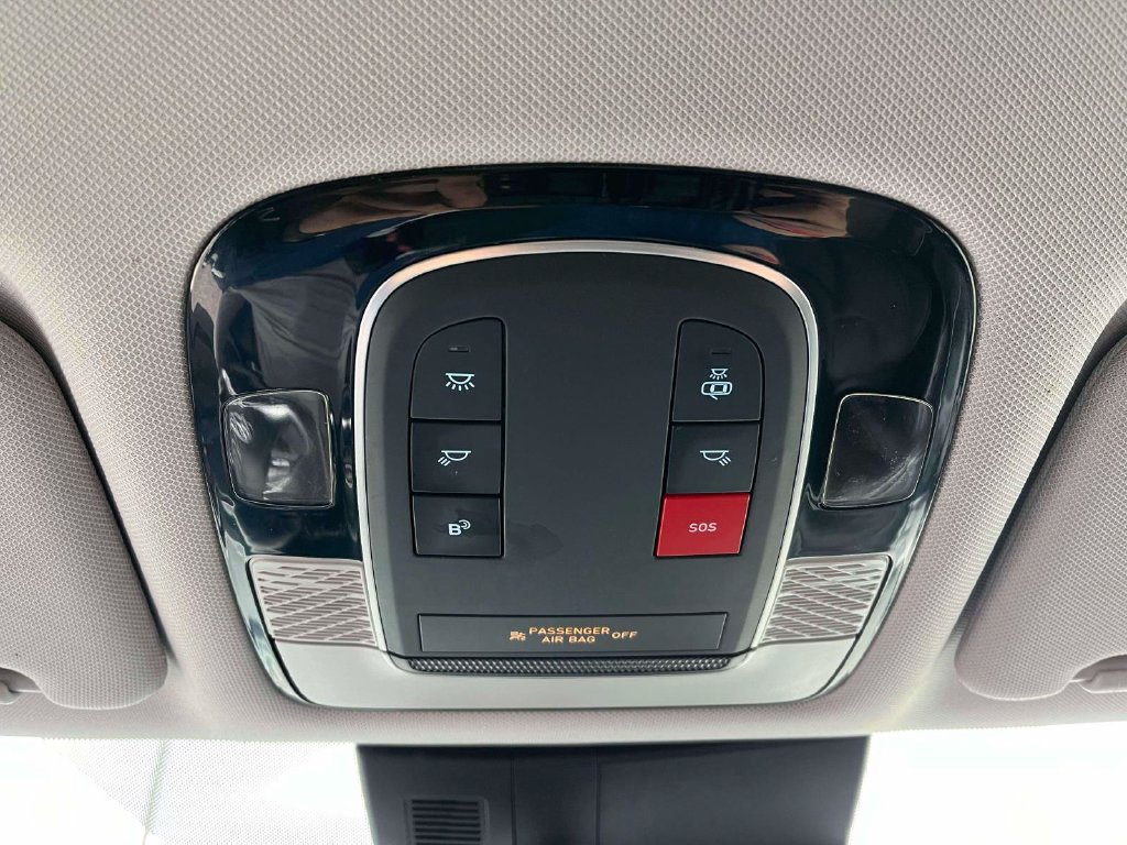 Used 2025 Hyundai Palisade SEL AWD/4WD image 24