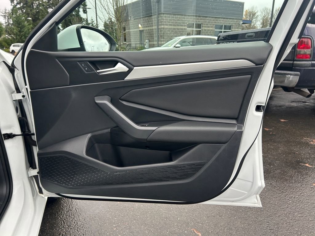 Used 2021 Volkswagen Jetta image 25