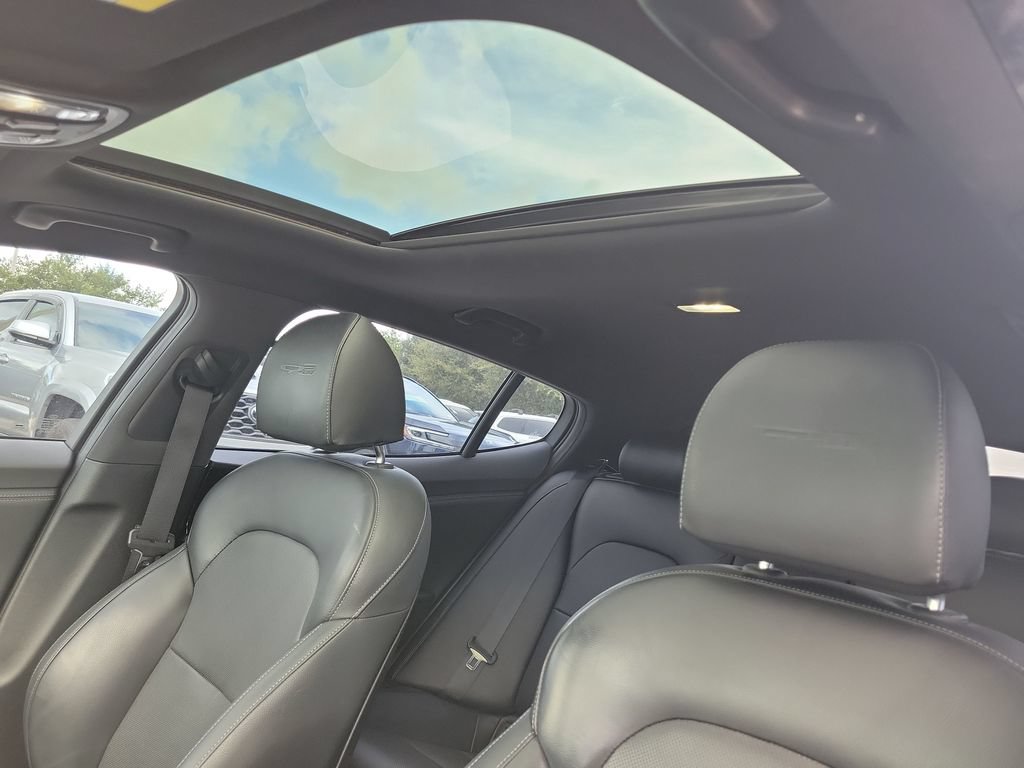 Used 2022 Kia Stinger GT-Line w/ Sun & Sound Package RWD image 21