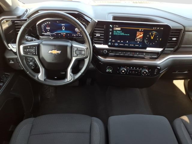 Used 2024 Chevrolet Silverado 1500 LT image 13