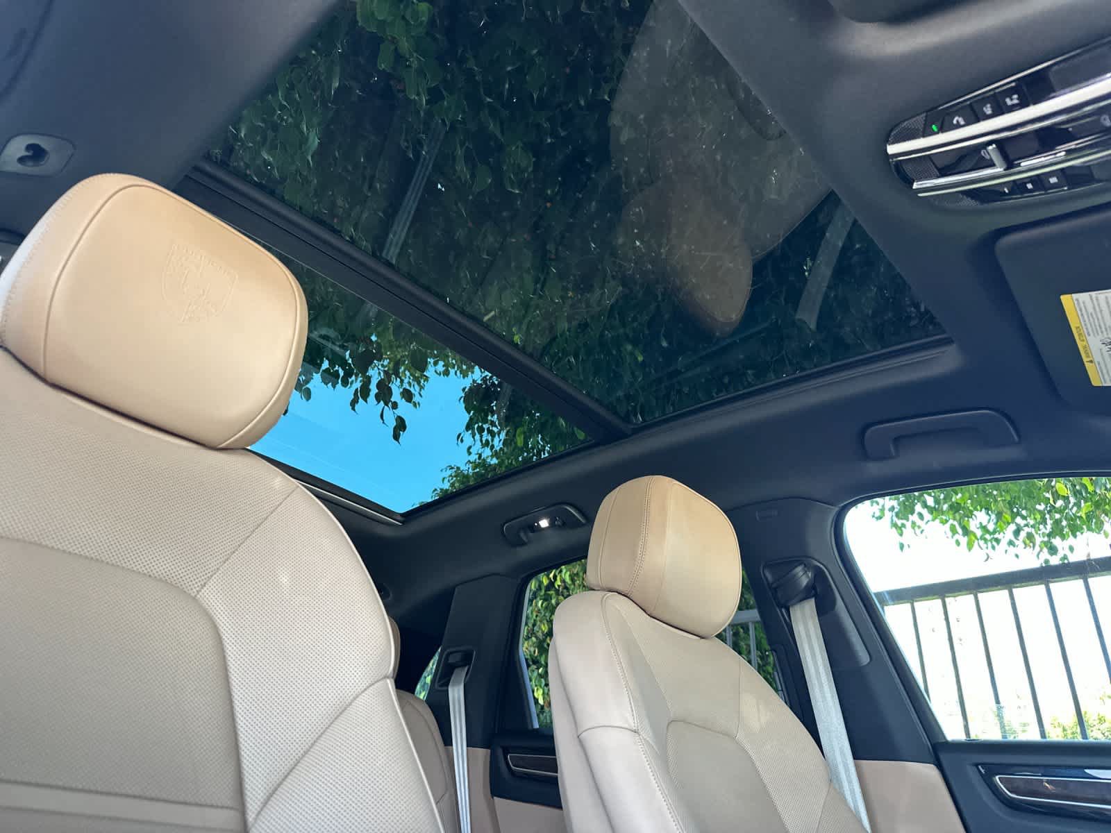 Certified 2023 Porsche Cayenne AWD/4WD image 18