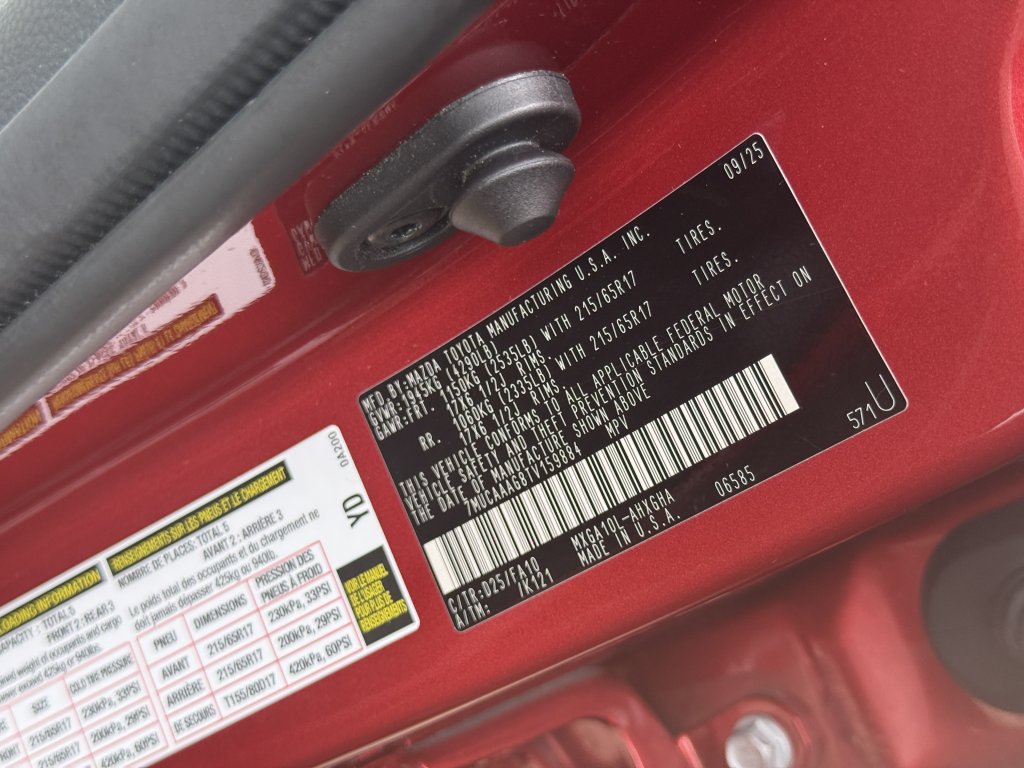 Used 2026 Toyota Corolla Cross LE FWD image 12